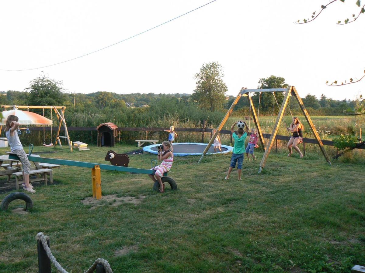 مبيت وإفطار Saint-Hilaire  Le Petit Moulin المظهر الخارجي الصورة